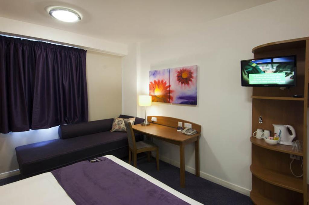 Premier Inn Leicester Fosse Park Kültér fotó