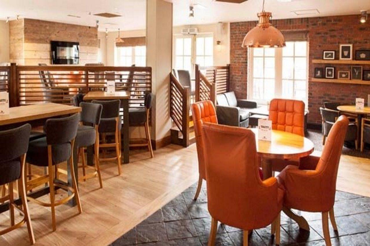 Premier Inn Leicester Fosse Park Kültér fotó